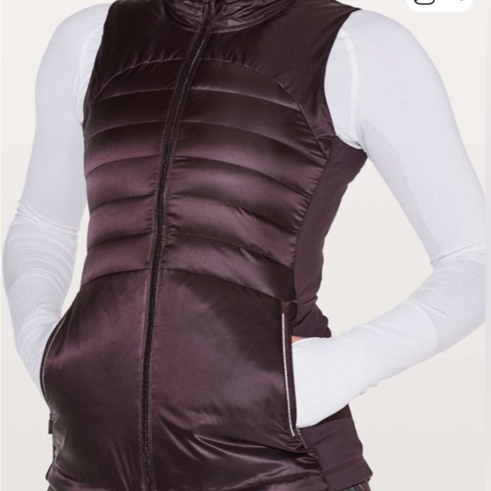 Lululemon Down For A Run Vest II
Black Cherry size 4